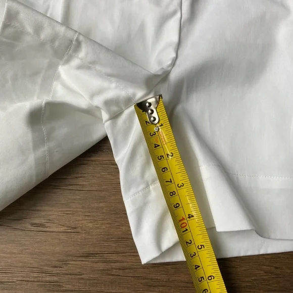 Brooks Brothers White Pleated High Waisted Women's Shorts-Size 2 - Picture 4 of 6